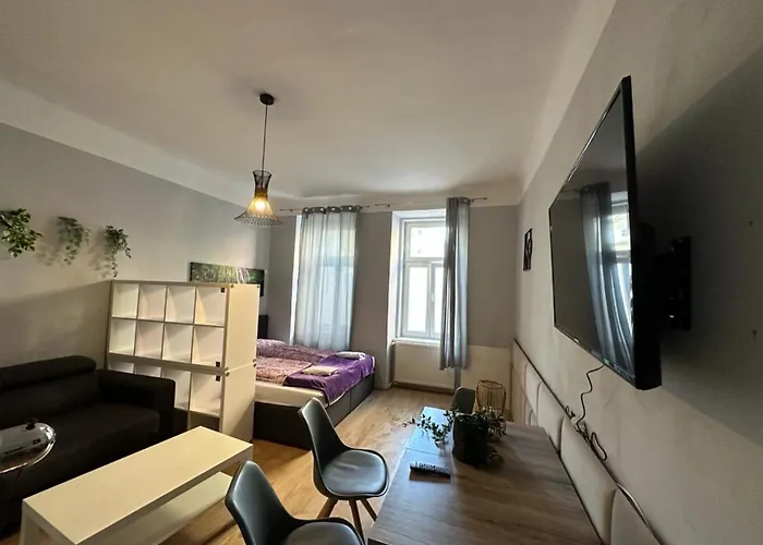 Beautiful 1Br Apt Comfortable Design - Central Located